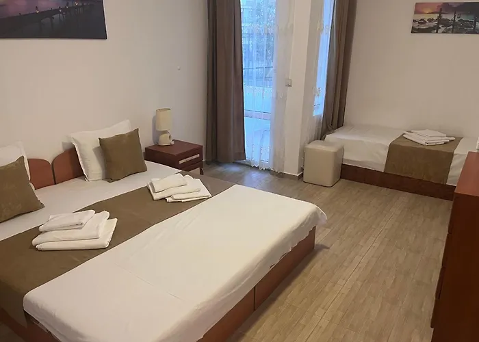 Gasthuis Canavan's Ravda