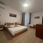 Guest house Canavan's Ravda