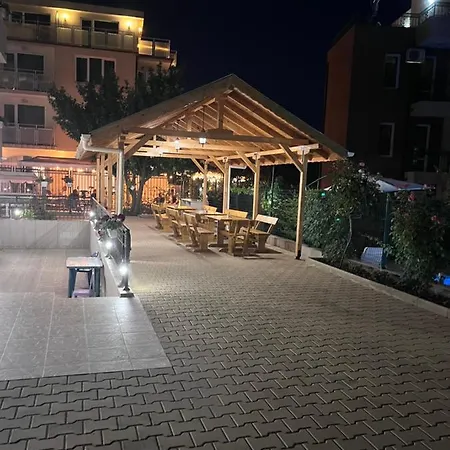 Хотел Canavan'S - Beach In 2 Minutes, Free Parking And Wifi Vendégház Ravda
