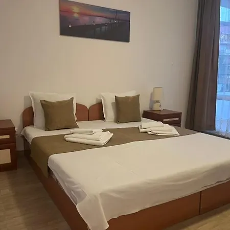 Vendégház Хотел Canavan'S - Beach In 2 Minutes, Free Parking And Wifi Ravda