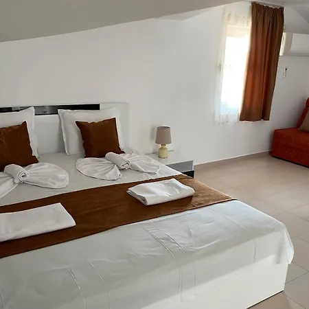 Vendégház Хотел Canavan'S - Beach In 2 Minutes, Free Parking And Wifi Ravda