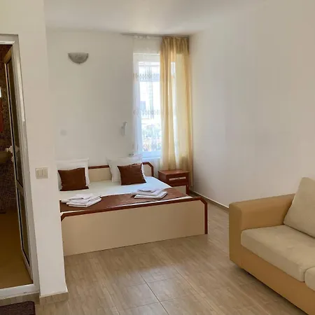 Хотел Canavan'S - Beach In 2 Minutes, Free Parking And Wifi 4* Ravda